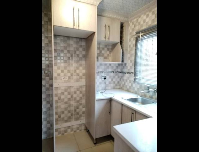 2 BEDROOM PROPERTY TO RENT IN RIVERLEA